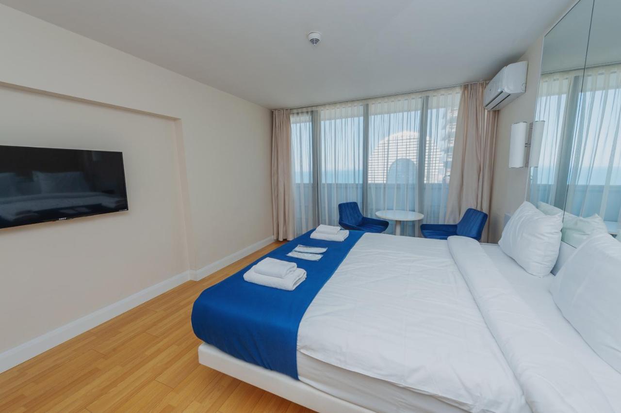 Aparthotel Orbi City Luxury Towers Batumi Exterior foto