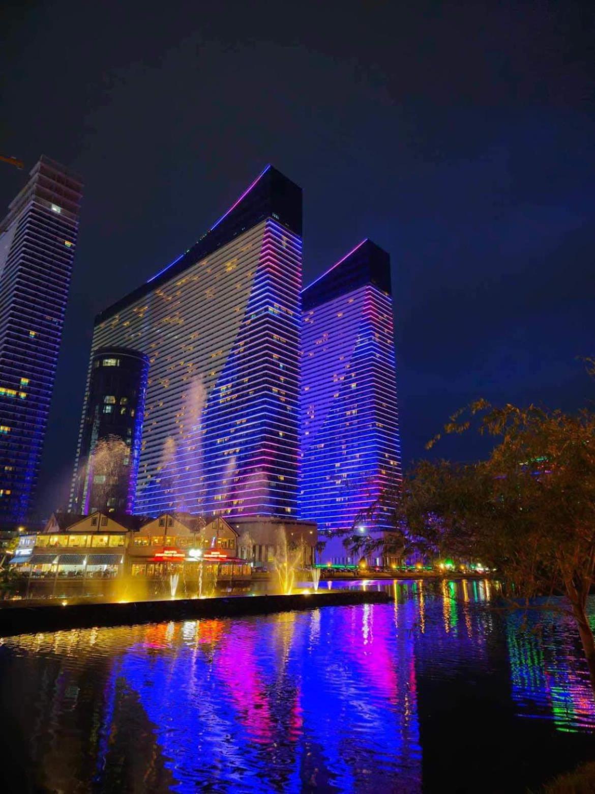 Aparthotel Orbi City Luxury Towers Batumi Exterior foto