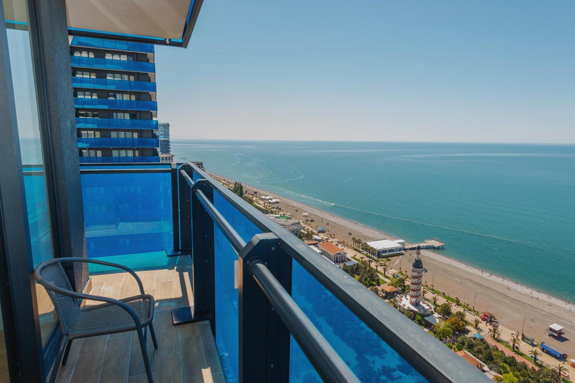 Aparthotel Orbi City Luxury Towers Batumi Exterior foto