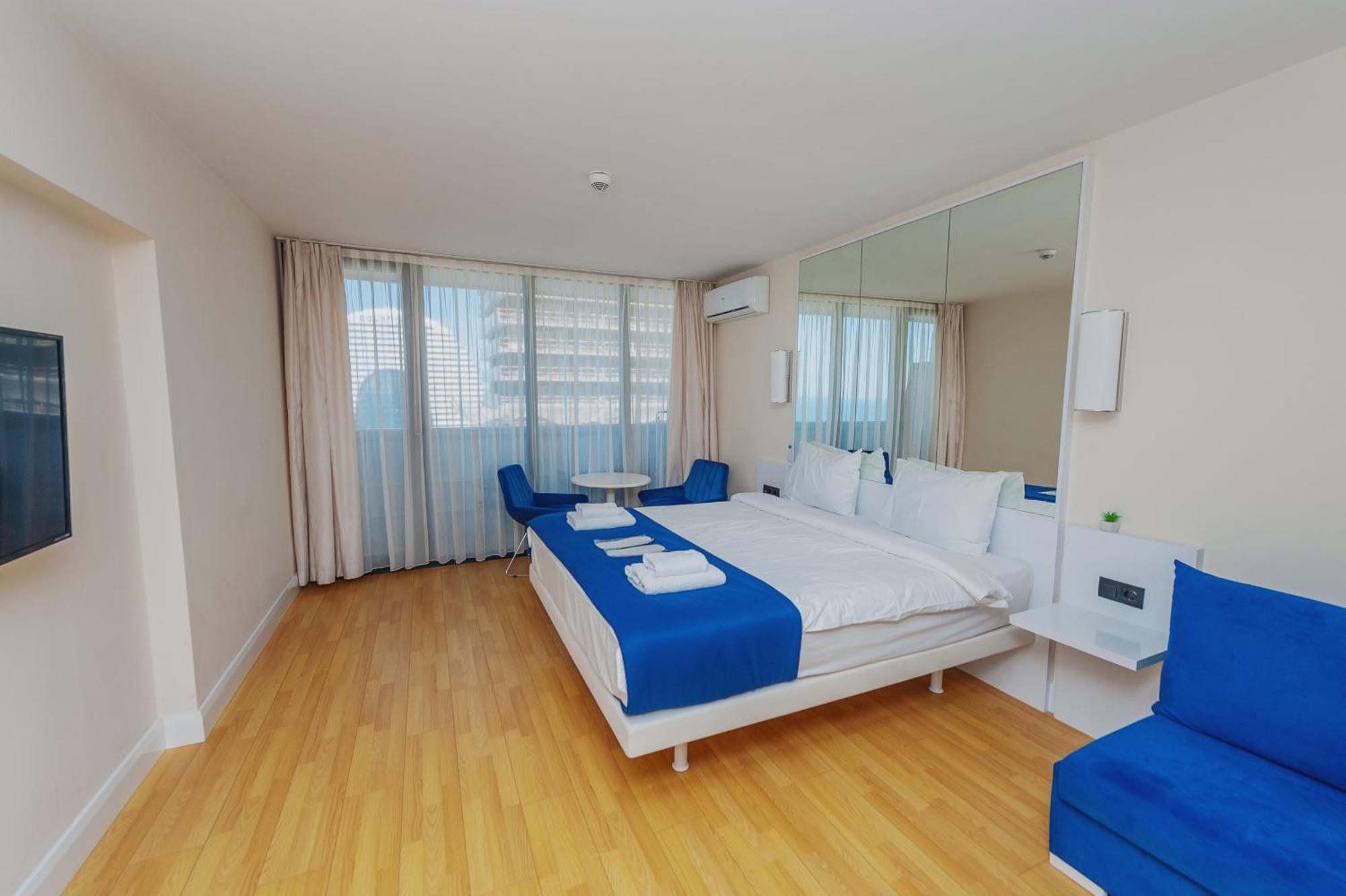 Aparthotel Orbi City Luxury Towers Batumi Exterior foto
